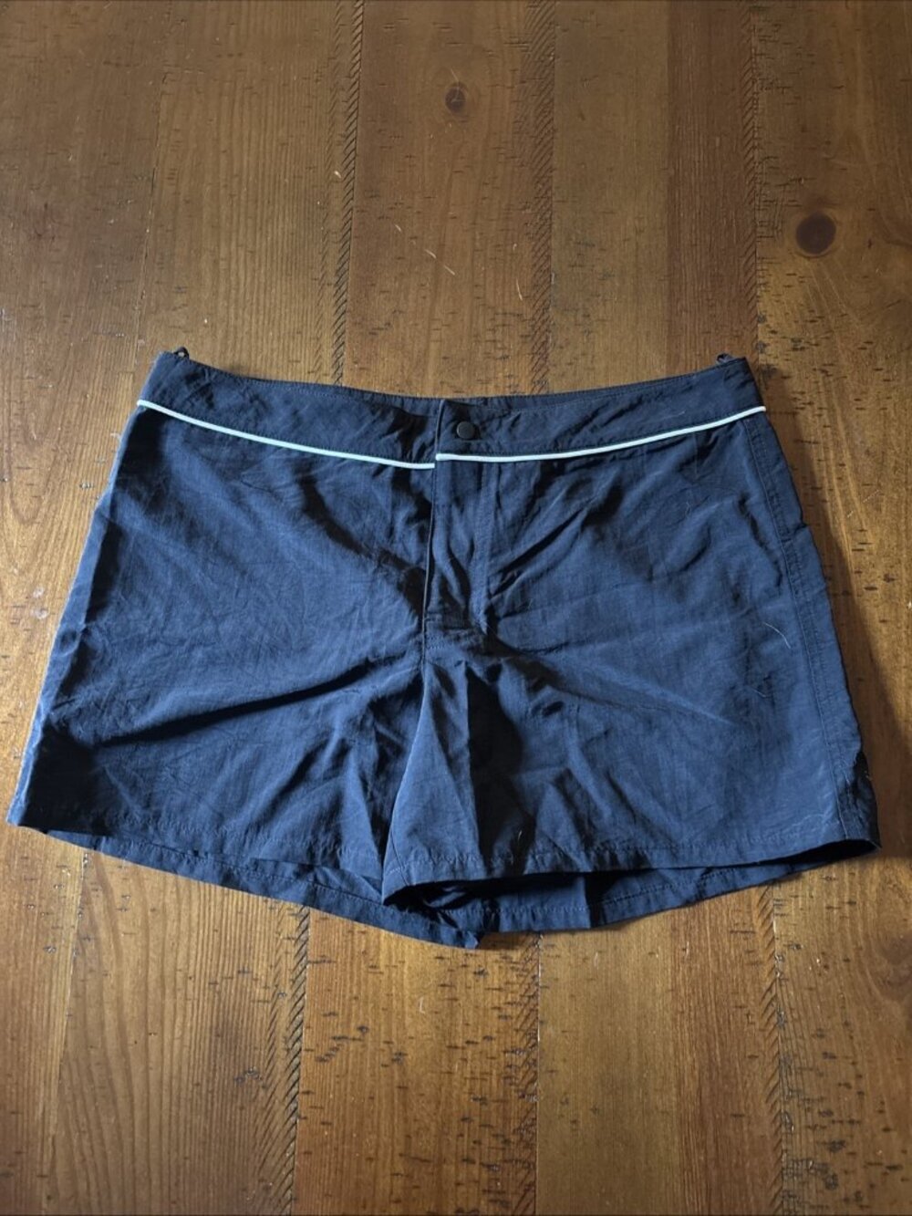 Patagonia Women’s Black Nautical Shorts Size 8 100% Nylon